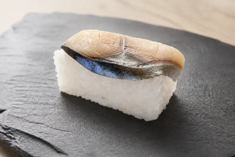 柿の葉すし ひょうたろうの鯖の柿の葉すし