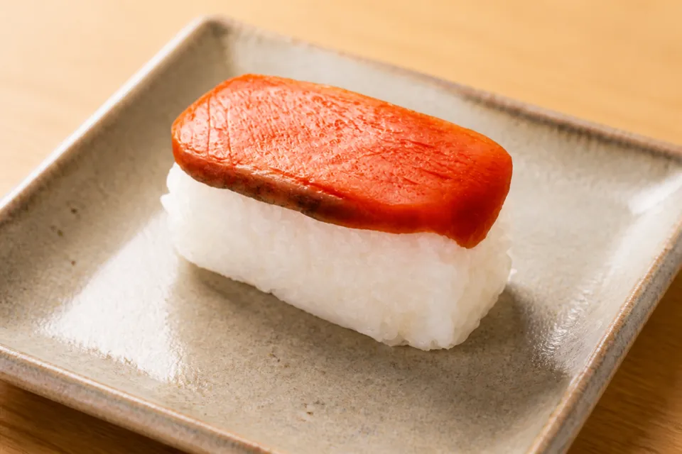 柿の葉すし ひょうたろうの鮭の柿の葉すし