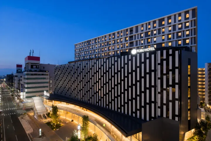 川越東武ホテルのU_PLACE夜景外観