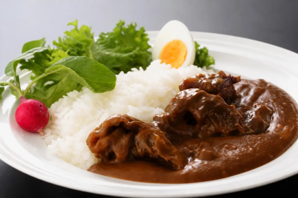 見蘭牛 ダイニング玄の見蘭牛牛すじカレー