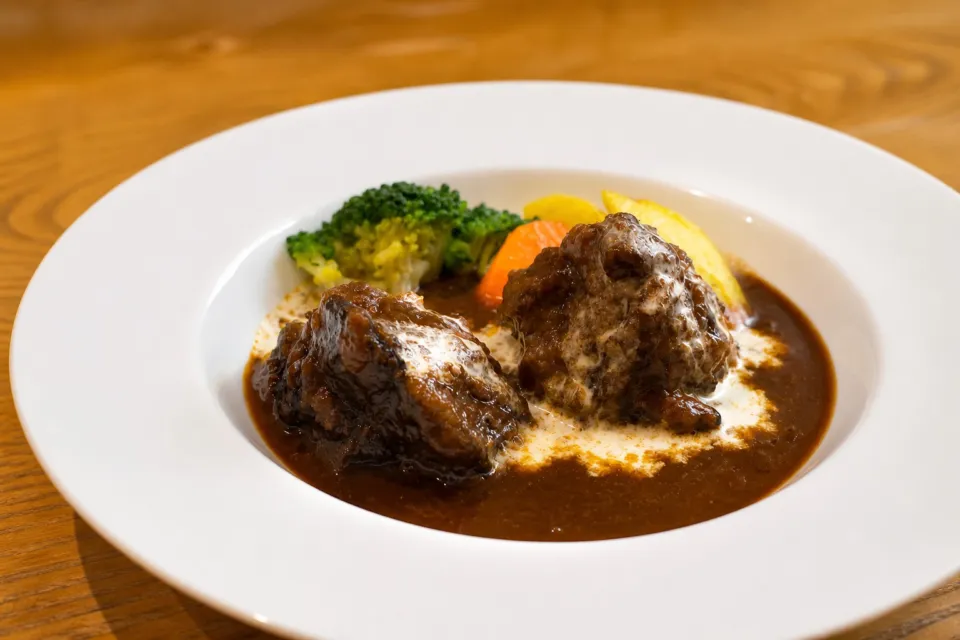 見蘭牛 ダイニング玄の見蘭牛ほほ肉赤ワイン煮込み