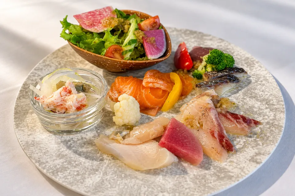 松本ホテル花月の魚介と野菜の前菜