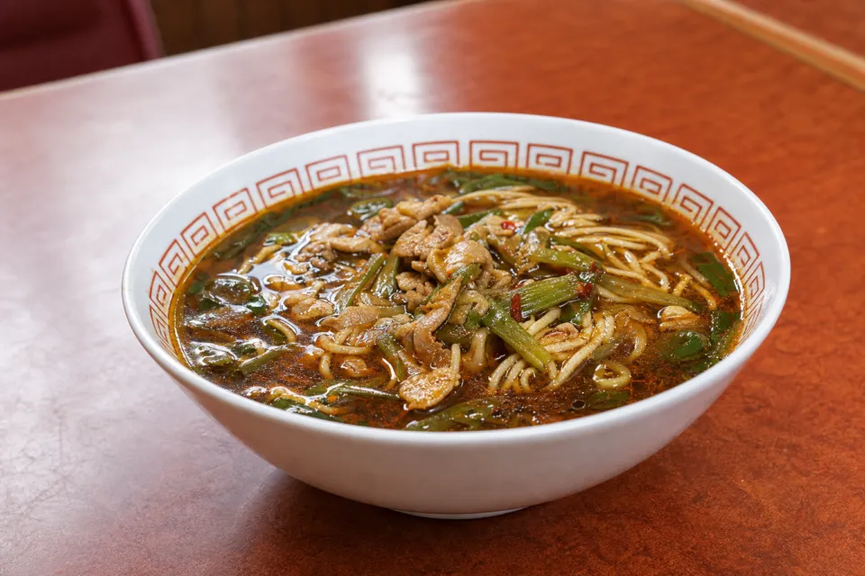 味仙 今池本店の辛味のある四川ラーメン