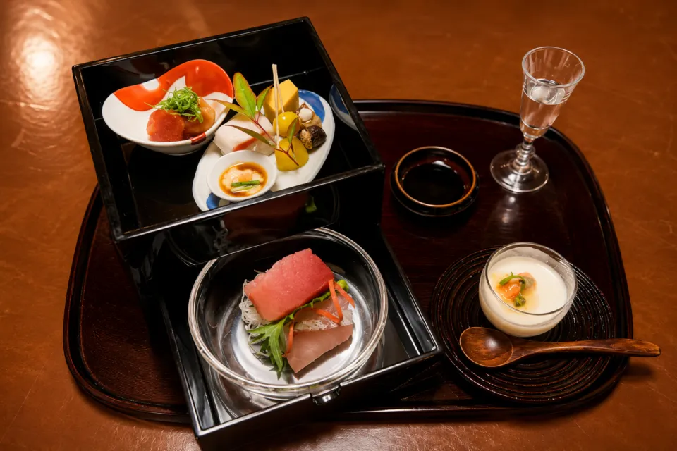 みやじまの宿 岩惣の季節の料理と刺身