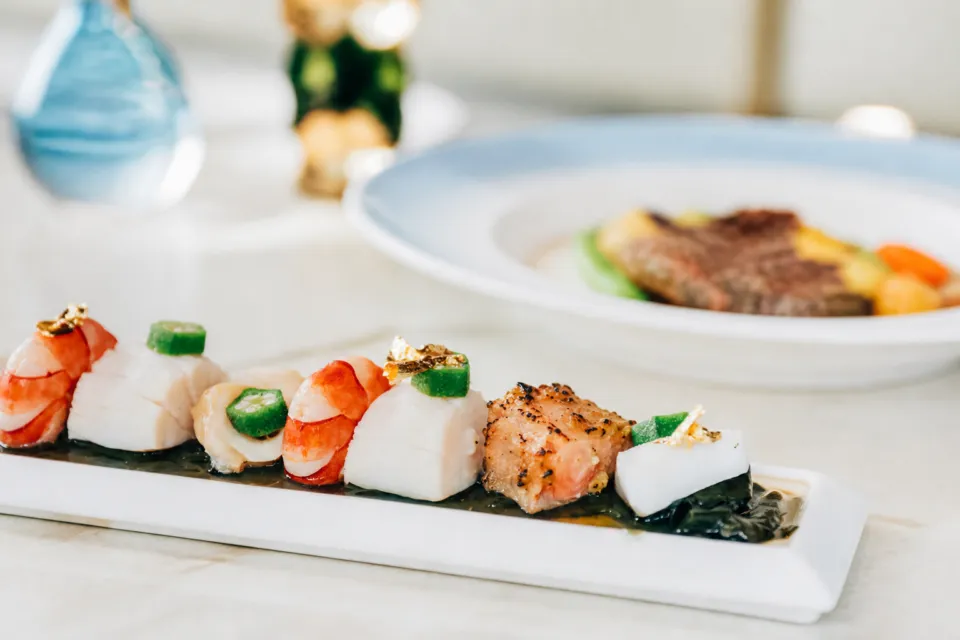 宮古島東急ホテル＆リゾーツの島の食材を彩りよく仕立てた料理