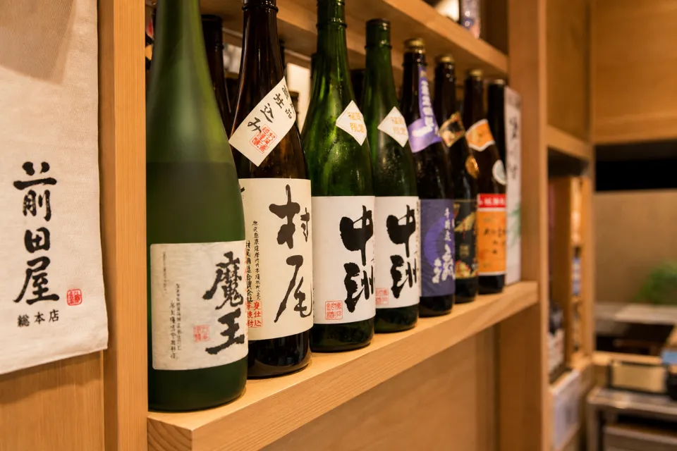 博多もつ鍋 前田屋 総本店の日本酒の瓶