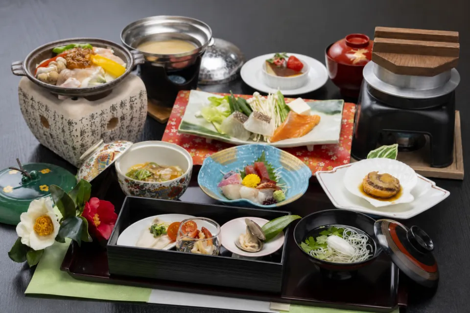 むつグランドホテルの夕食膳