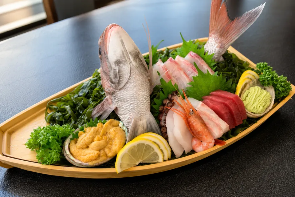 大船渡温泉の船盛りの刺身