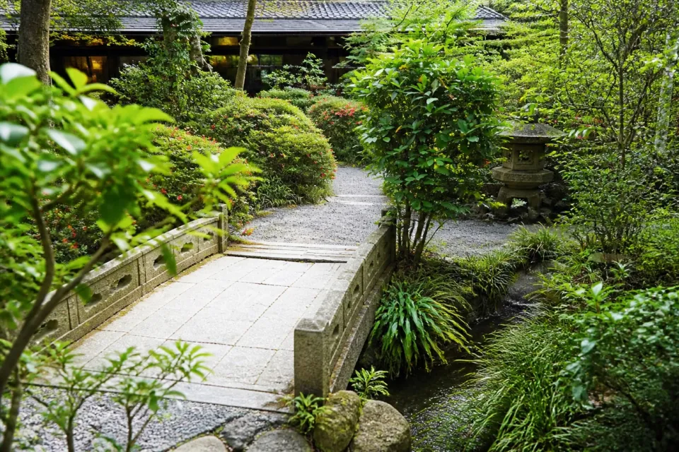 逢坂山かねよ 本店の庭園