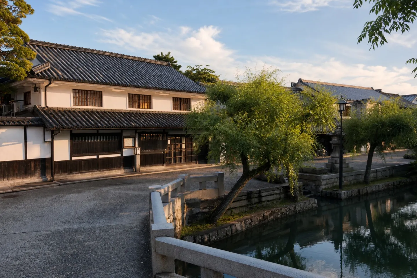 旅館くらしきの倉敷美観地区に面した外観