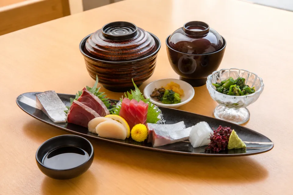 漣 鳥羽店の刺身を中心にした御膳