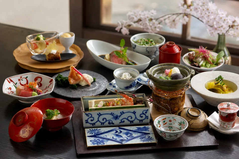 積善館の季節の会席料理
