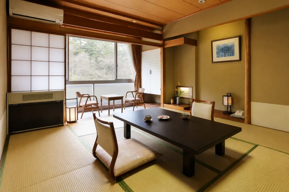 四万たむらの金涌館 和室