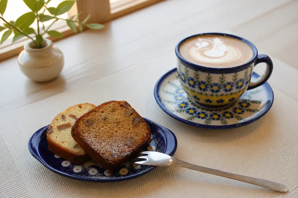 しまふうみ 本店のコーヒーとケーキ