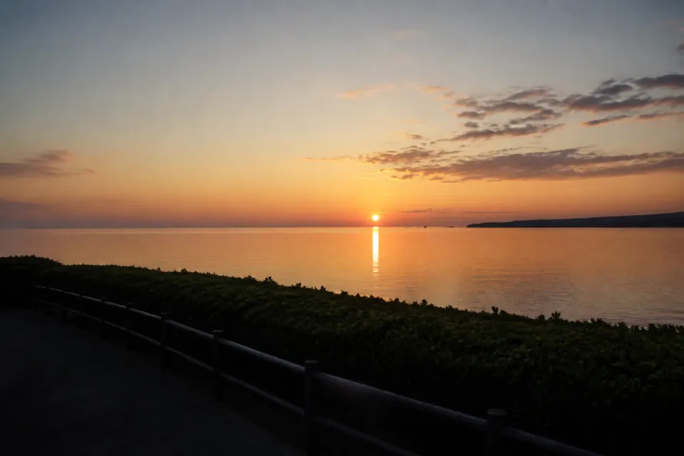 しまふうみ 本店の夕暮れの海