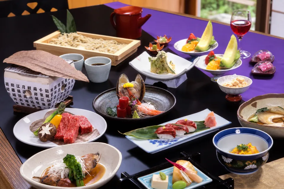 奥州平泉温泉 そば庵 しづか亭の手打ちそばと前沢牛を含む会席料理