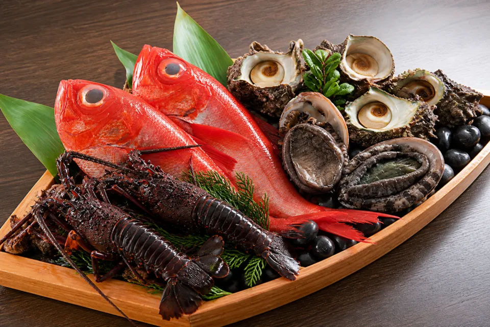 食べるお宿 浜の湯の夕食料理の一皿