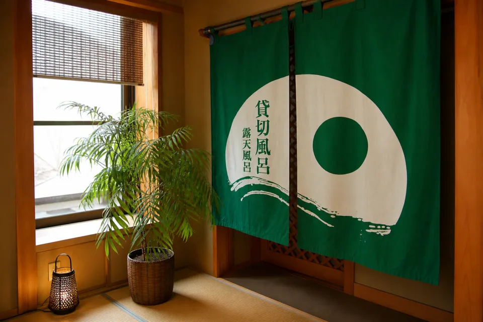 大観荘せなみの湯の貸切露天風呂入口