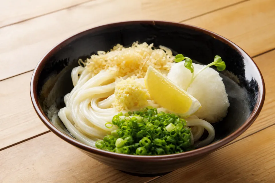 手打十段 うどんバカ一代のうどんと持ち帰り商品