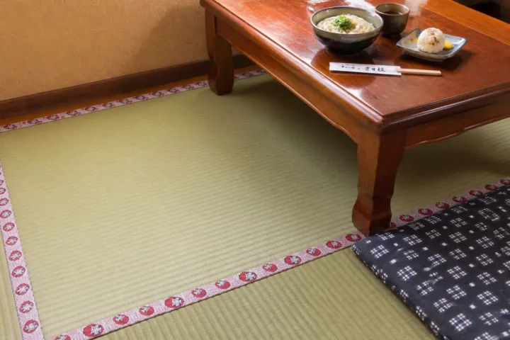 手打十段 うどんバカ一代の座敷席