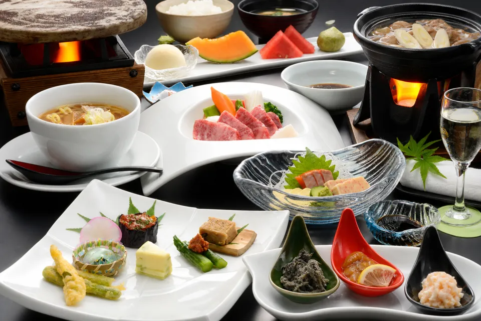 蔵王国際ホテルの夕食会席