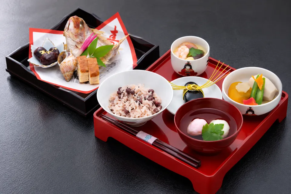 味処 仲よしの鯛を添えたお食い初め膳