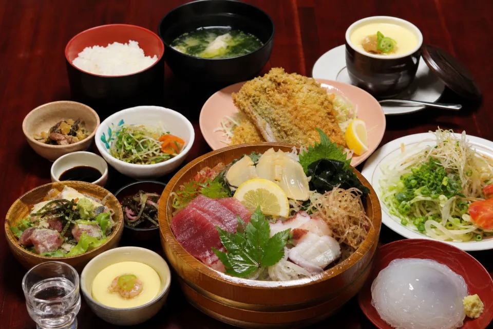 天草地魚料理 いけすやまもとの葉月御膳