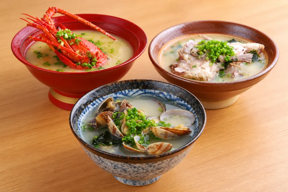 びびんやの三種類の魚介の汁物