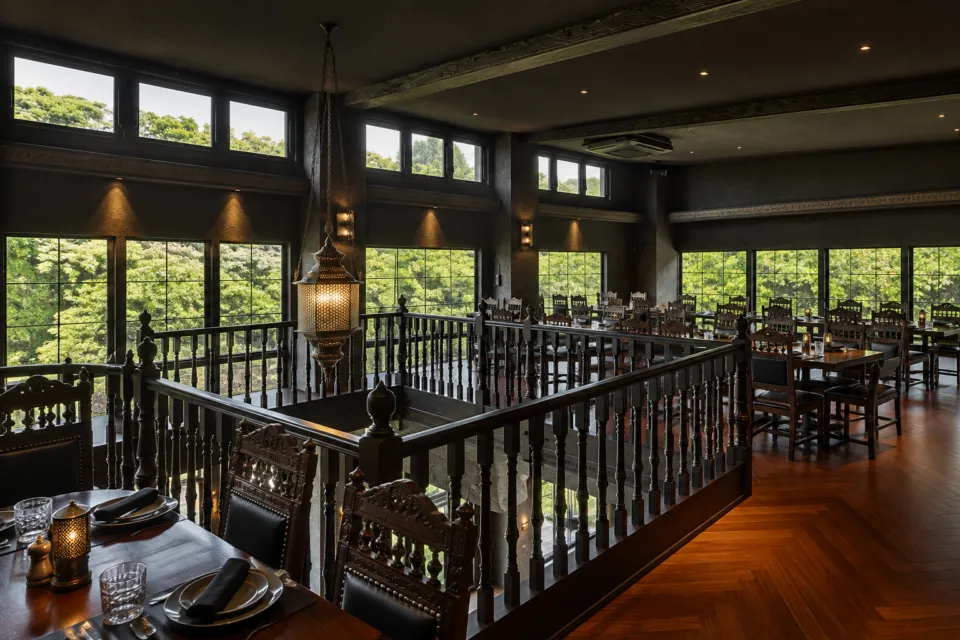 CARVAAN Brewery & Restaurantの吹き抜け客席