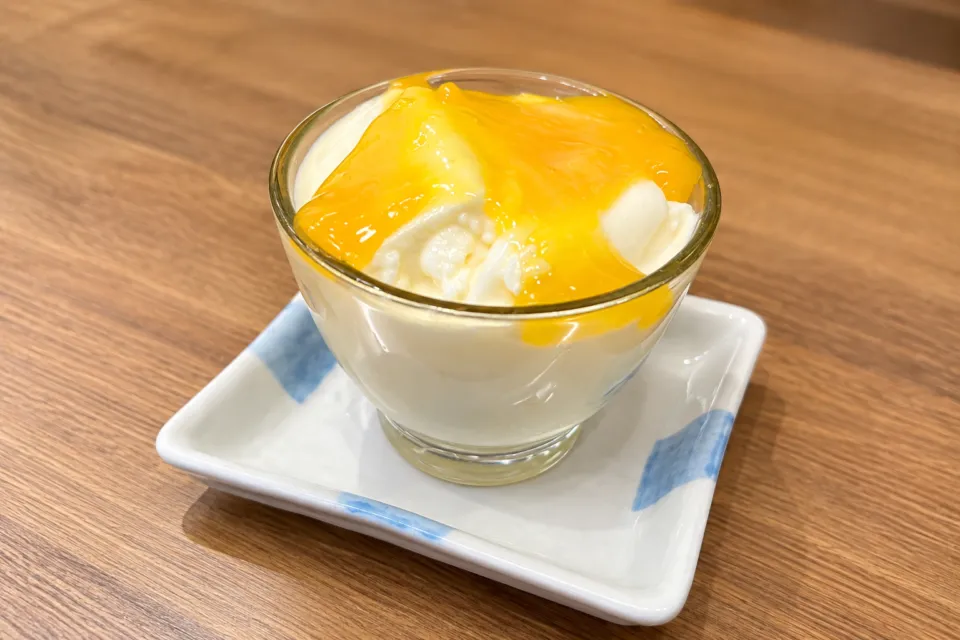 だし廊-DASHIRO-仙台南町通り本店のマンゴーソースの杏仁豆腐