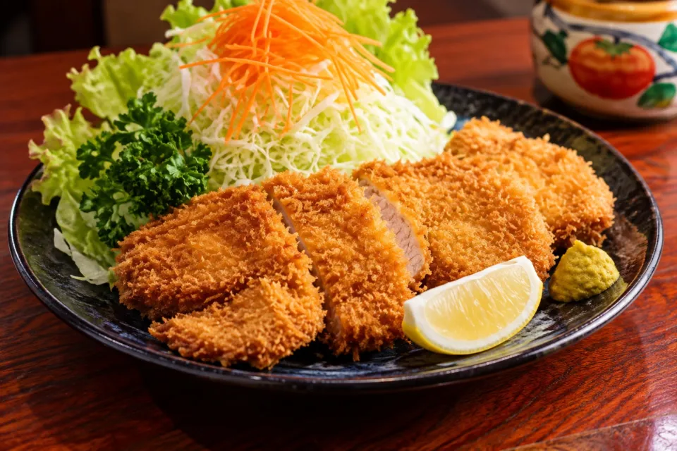 越後とんかつ人参亭のとんかつ料理