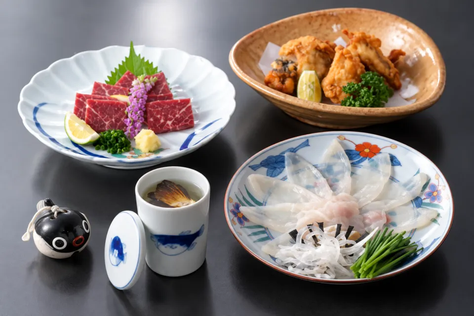ふく料理しのだのふく料理の一品