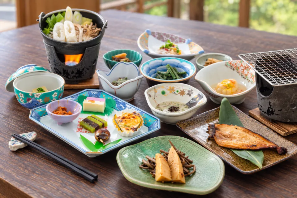 蟹場温泉の食事の膳
