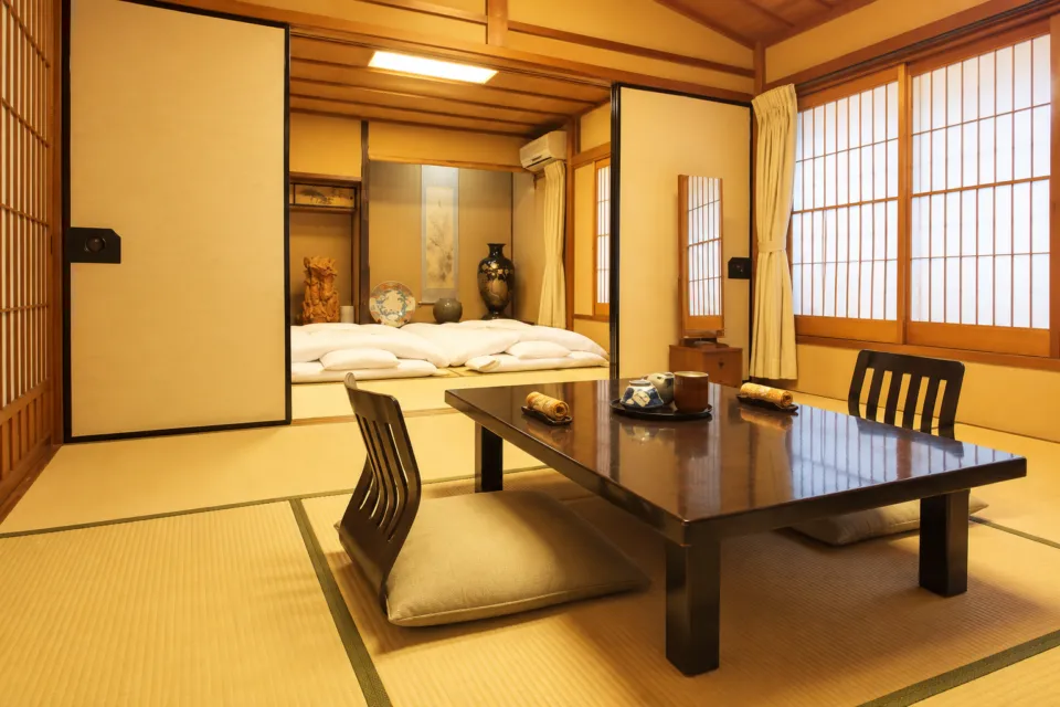 備前屋の二間続きの和室