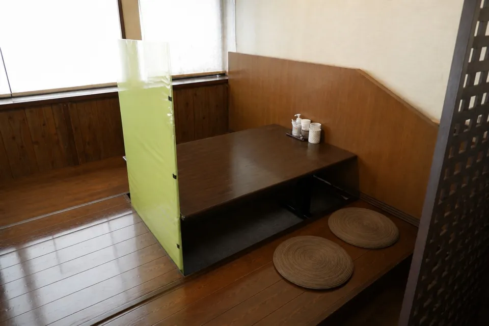 ぎゅう丸 嬉野本店の畳敷きの座敷席