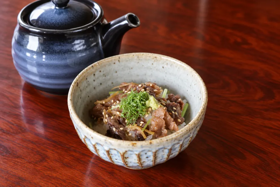 飛騨季節料理 肴の飛騨牛の小鉢