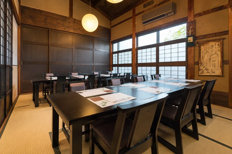 本格手打わへいそばの別館個室