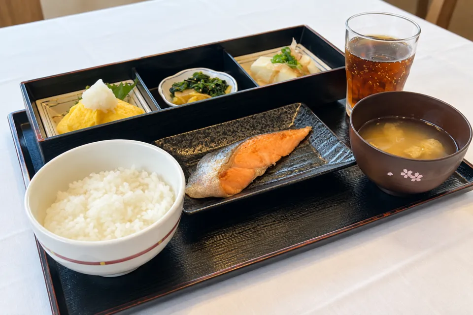 ホテル・アルファ－ワン津山の和定食の朝食例