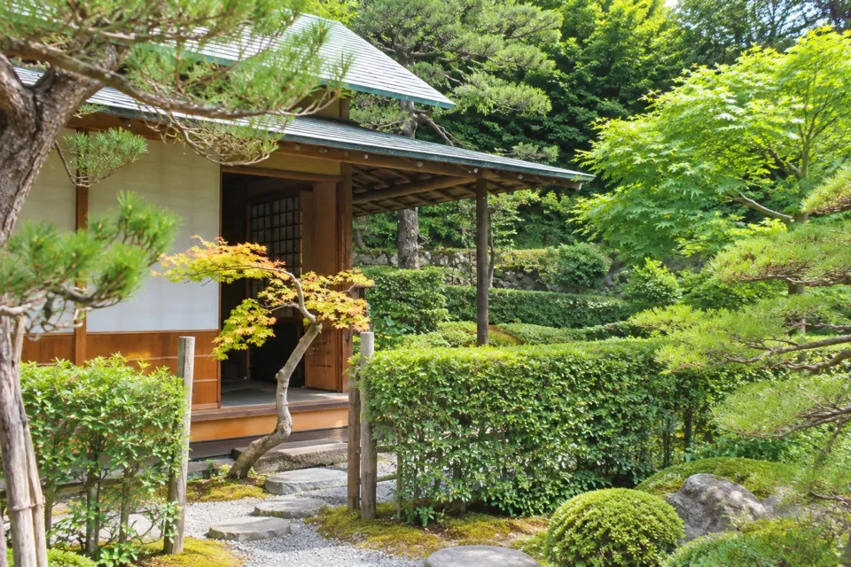 曲水の庭 ホテル玉泉の日本庭園にある茶室
