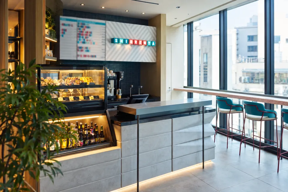 ホテルインディゴ東京渋谷のShibrewyaのカフェ