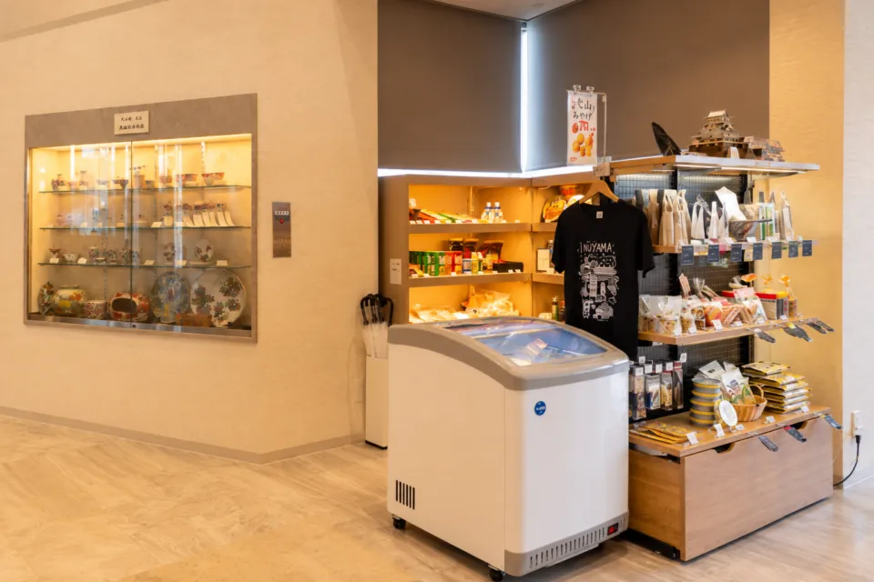犬山ミヤコホテルの売店コーナー