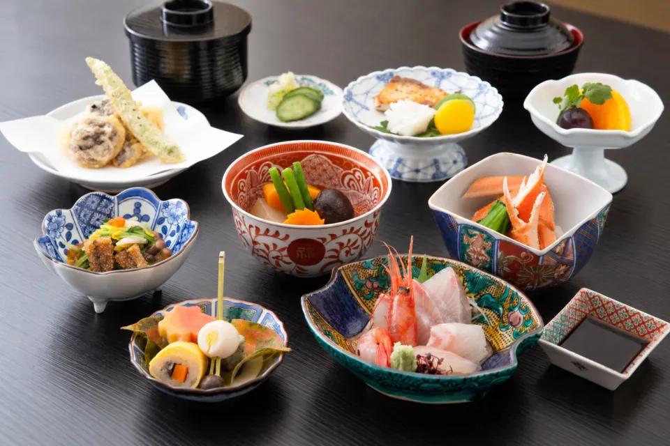 加賀料理 ばん亭のミニ会席膳
