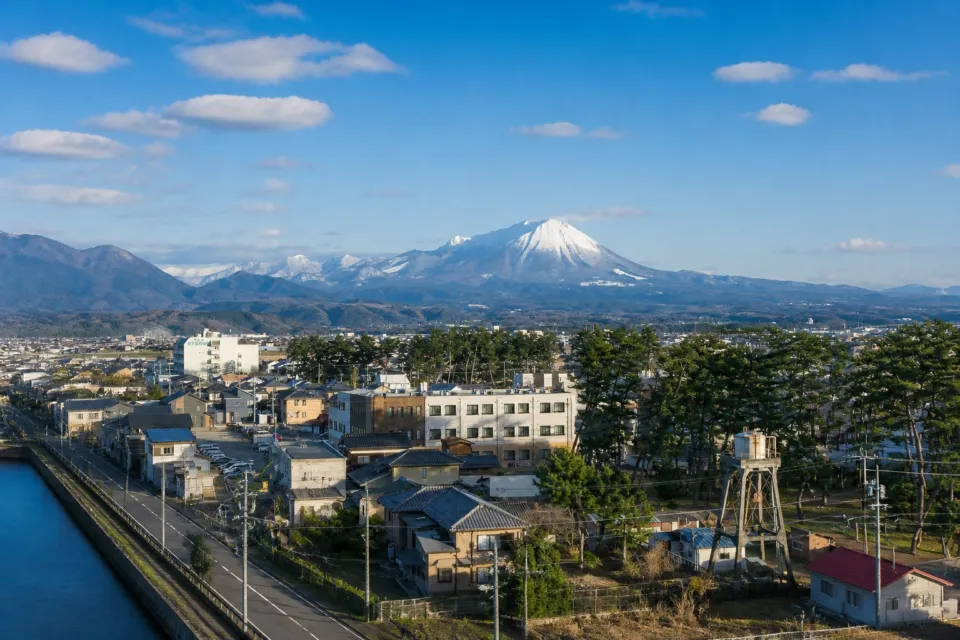 皆生つるやの高層階から望む冬の大山