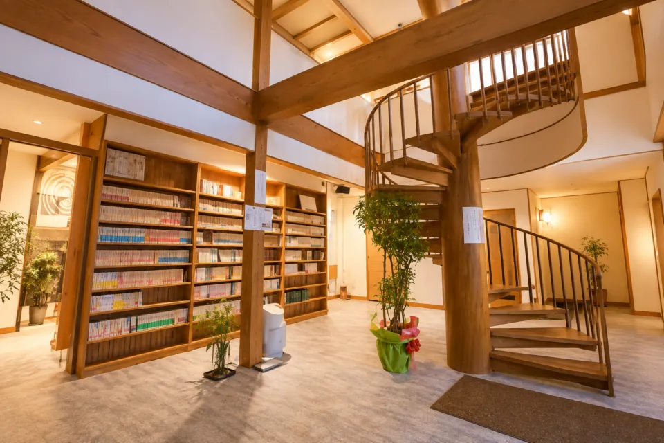 海鮮一鰭の公式誌面紹介ページに掲載された店内別景