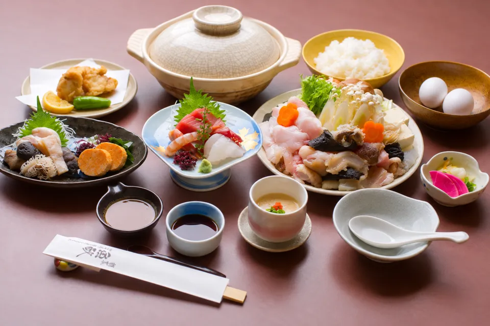 割烹 魚政のあんこう料理の盛り合わせ