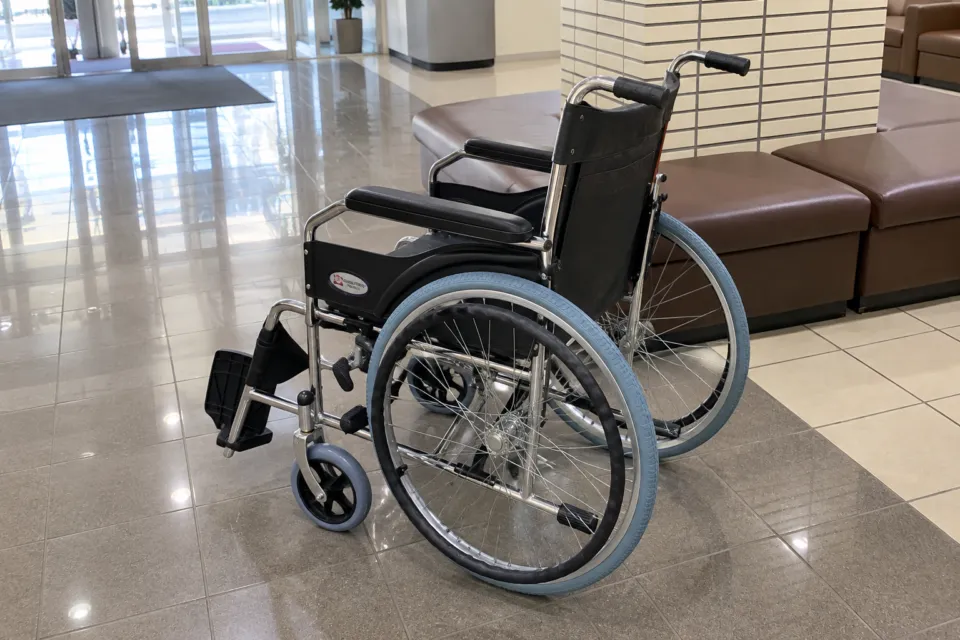 川越第一ホテルの貸出用車いす