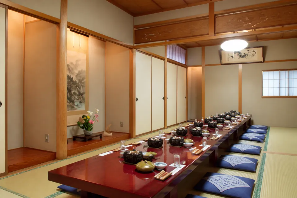 菊富士 本店の2階さくらの間
