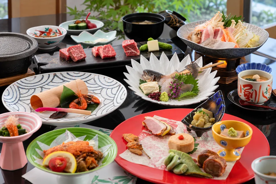 鬼怒川パークホテルズの彩り豊かな会席料理