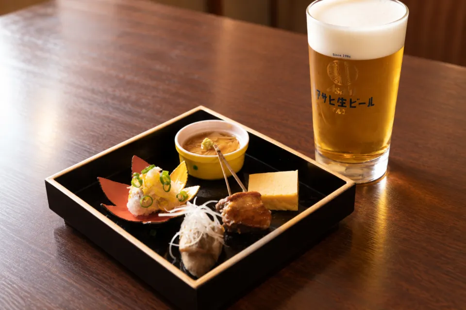 串と季節の料理 おはなの先出しと生ビール