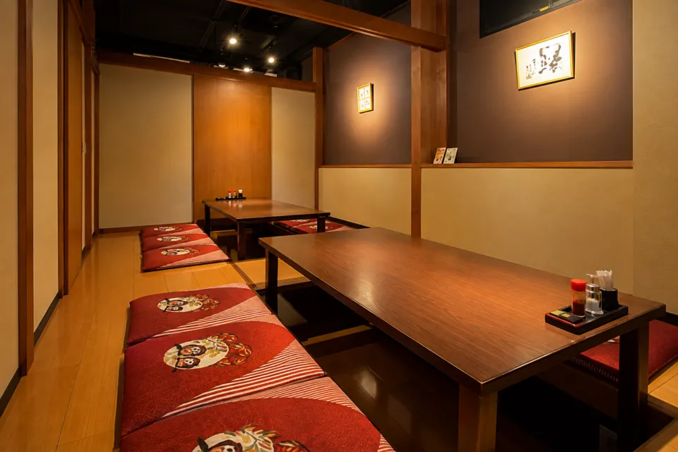 串と季節の料理 おはなの掘りごたつ宴会席